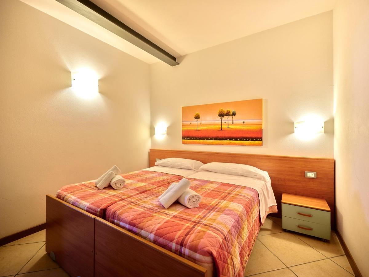 Apartmentsgarda - Canevini Torri Del Benaco
