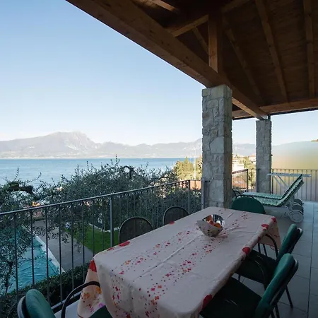 Apartmentsgarda - Canevini Residence Torri Del Benaco Buitenkant foto