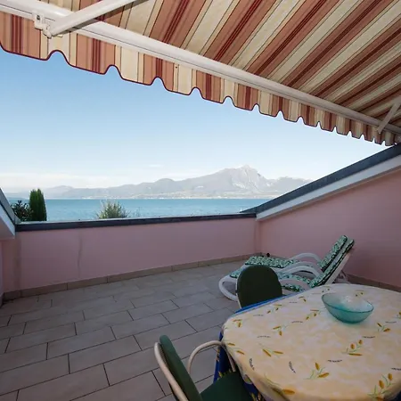 Apartmentsgarda - Canevini Residence Torri Del Benaco Buitenkant foto