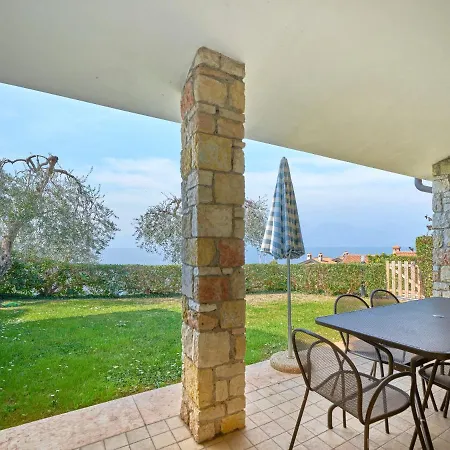 Apartmentsgarda - Canevini Residence Torri Del Benaco Buitenkant foto