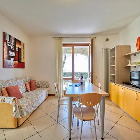 Apartmentsgarda - Canevini Residence Torri Del Benaco Buitenkant foto