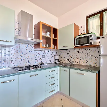Apartmentsgarda - Canevini Residence Torri Del Benaco Buitenkant foto
