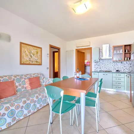 Apartmentsgarda - Canevini Residence Torri Del Benaco Buitenkant foto
