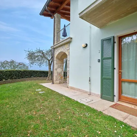 Apartmentsgarda - Canevini Residence Torri Del Benaco Buitenkant foto