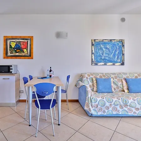 Apartmentsgarda - Canevini Residence Torri Del Benaco Buitenkant foto